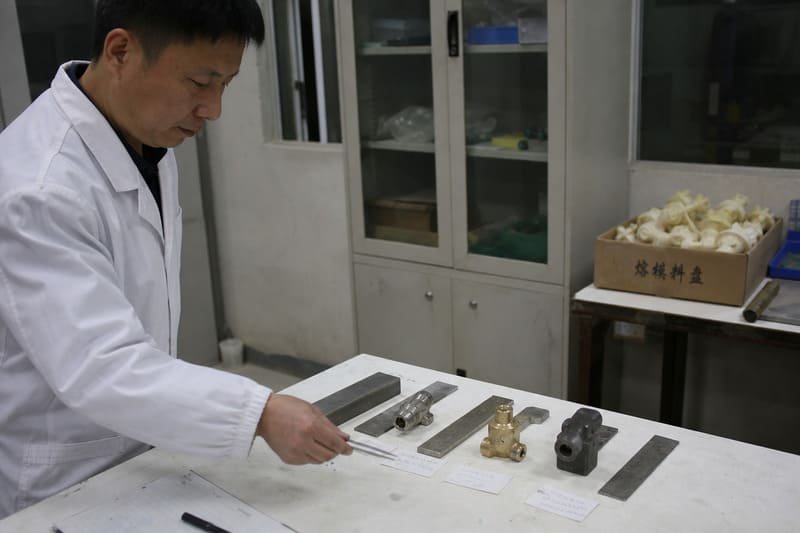 Stainless steel and alloy investment casting materials